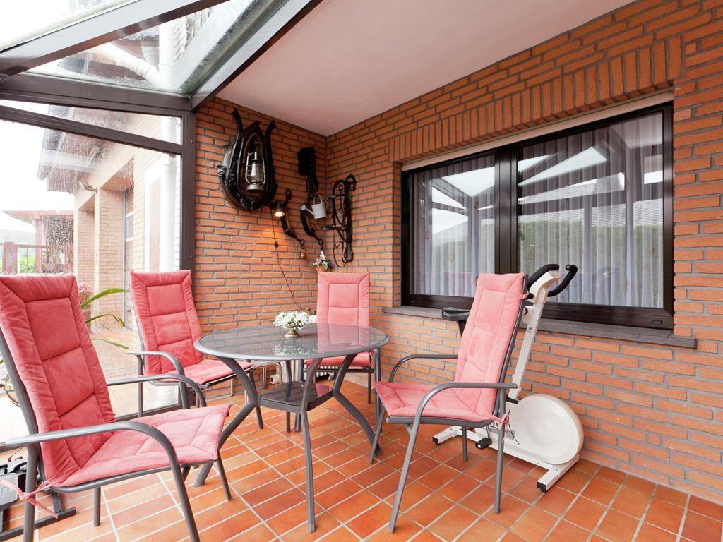 Apartment In Eifel With Children S Playground Lirstal Bagian luar foto