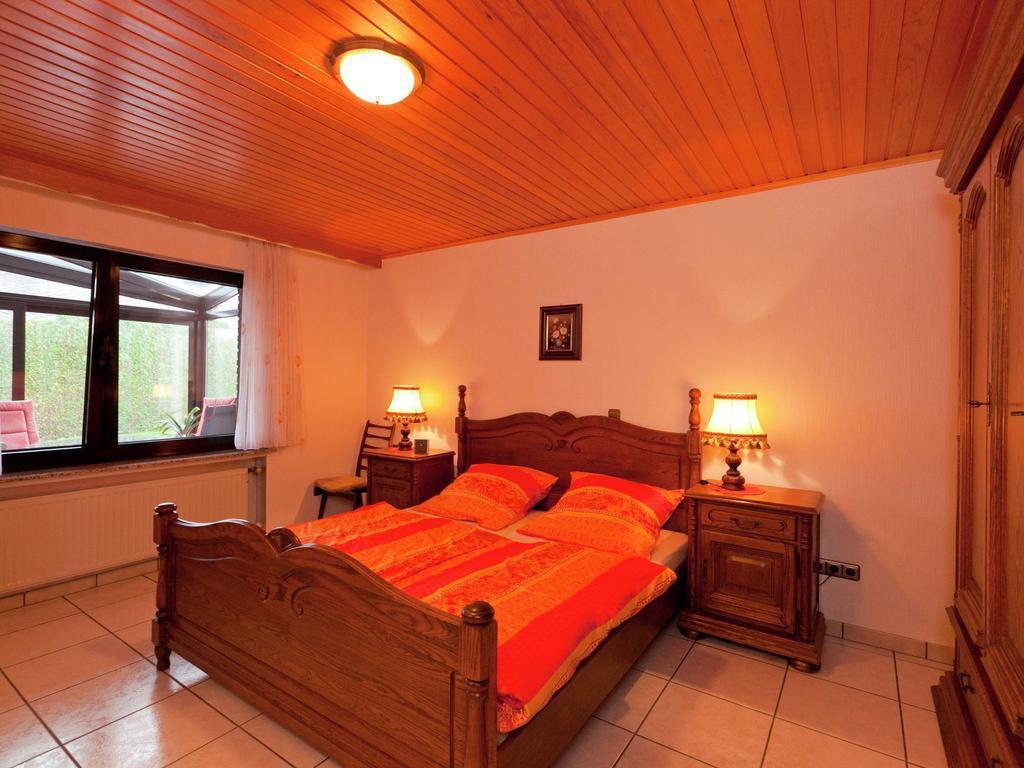 Apartment In Eifel With Children S Playground Lirstal Bagian luar foto