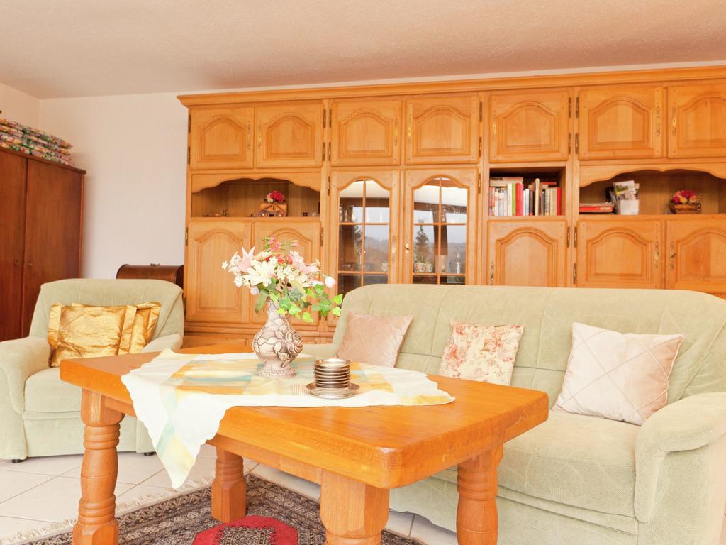 Apartment In Eifel With Children S Playground Lirstal Bagian luar foto